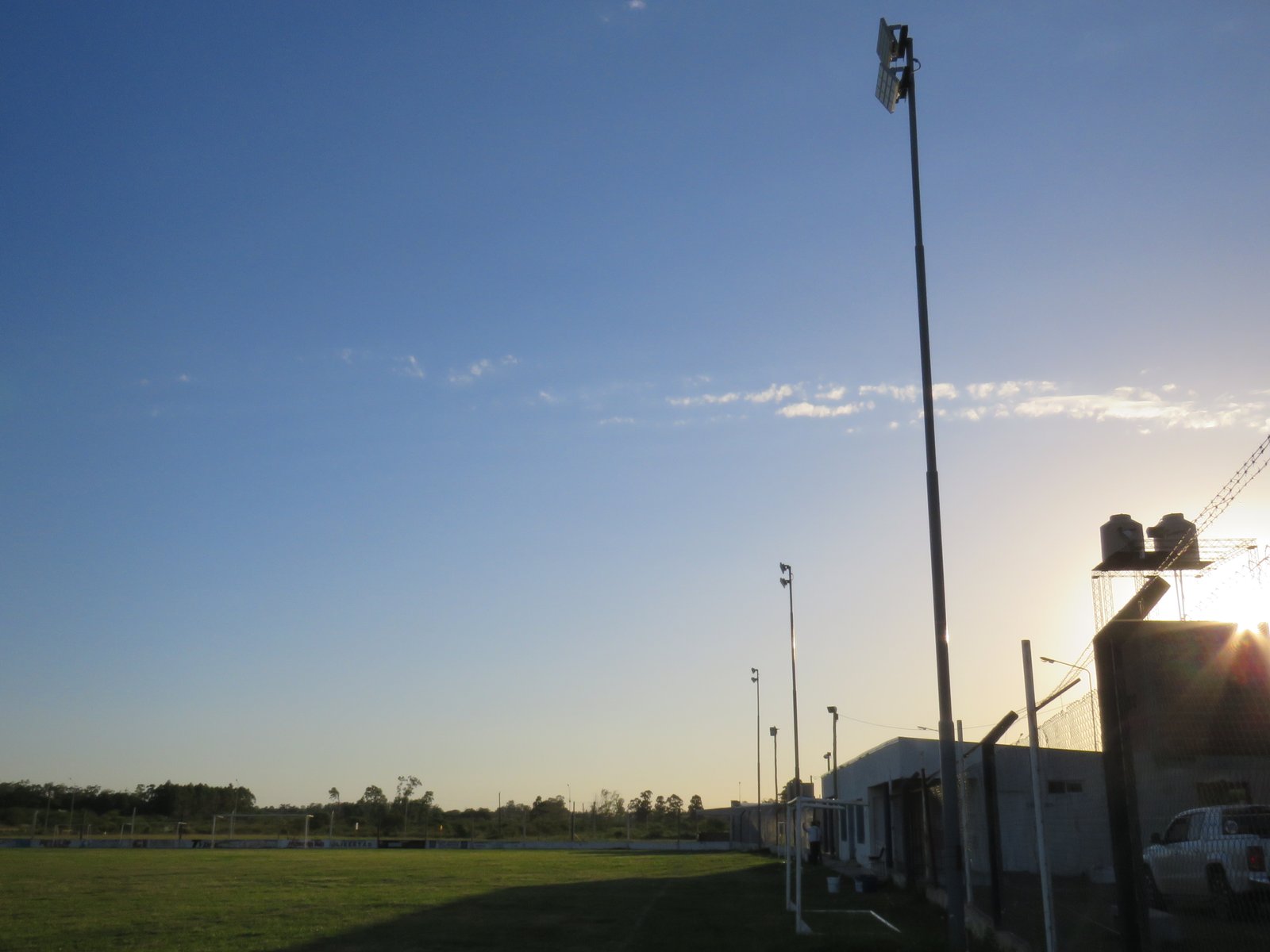 Foto de obra: Modernización de Iluminación en Estadios: Soluciones LED para Clubes de Chajarí